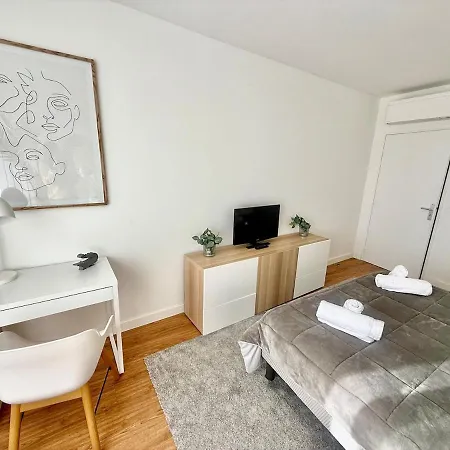 Le Dandy De La Fontaine Climatisation Et Garage Appartamento